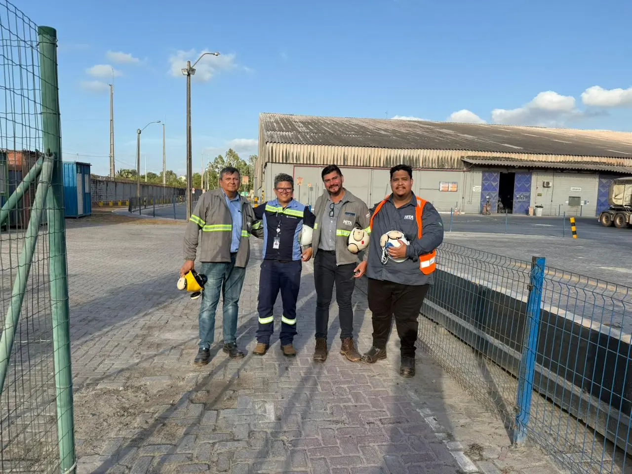 Visita técnica em pátio industrial